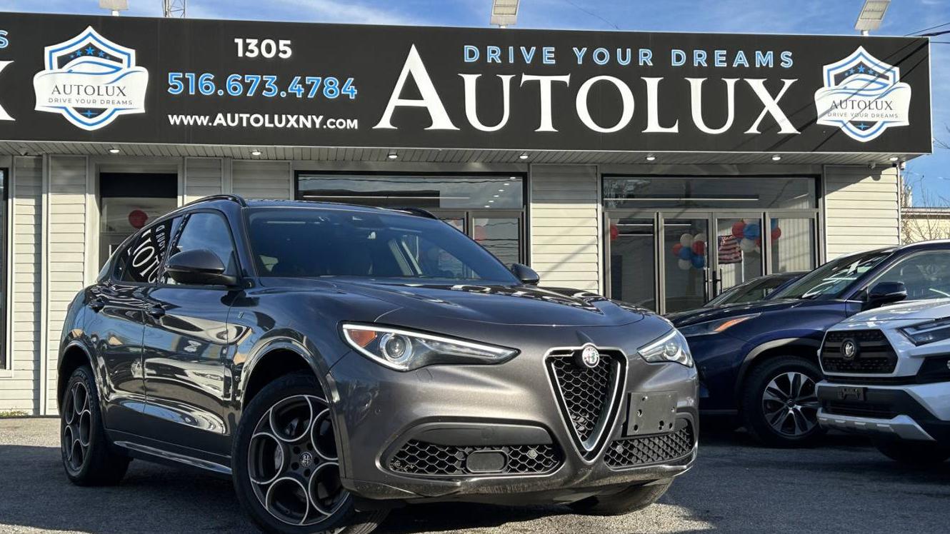 ALFA ROMEO STELVIO 2022 ZASPAKBN8N7D26795 image